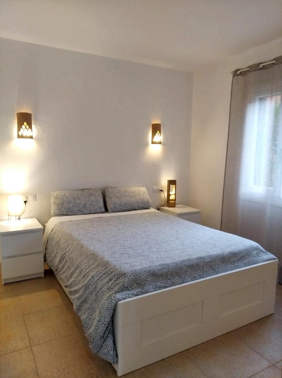 Es Niuet Apartment Кала Галдана Екстериор снимка